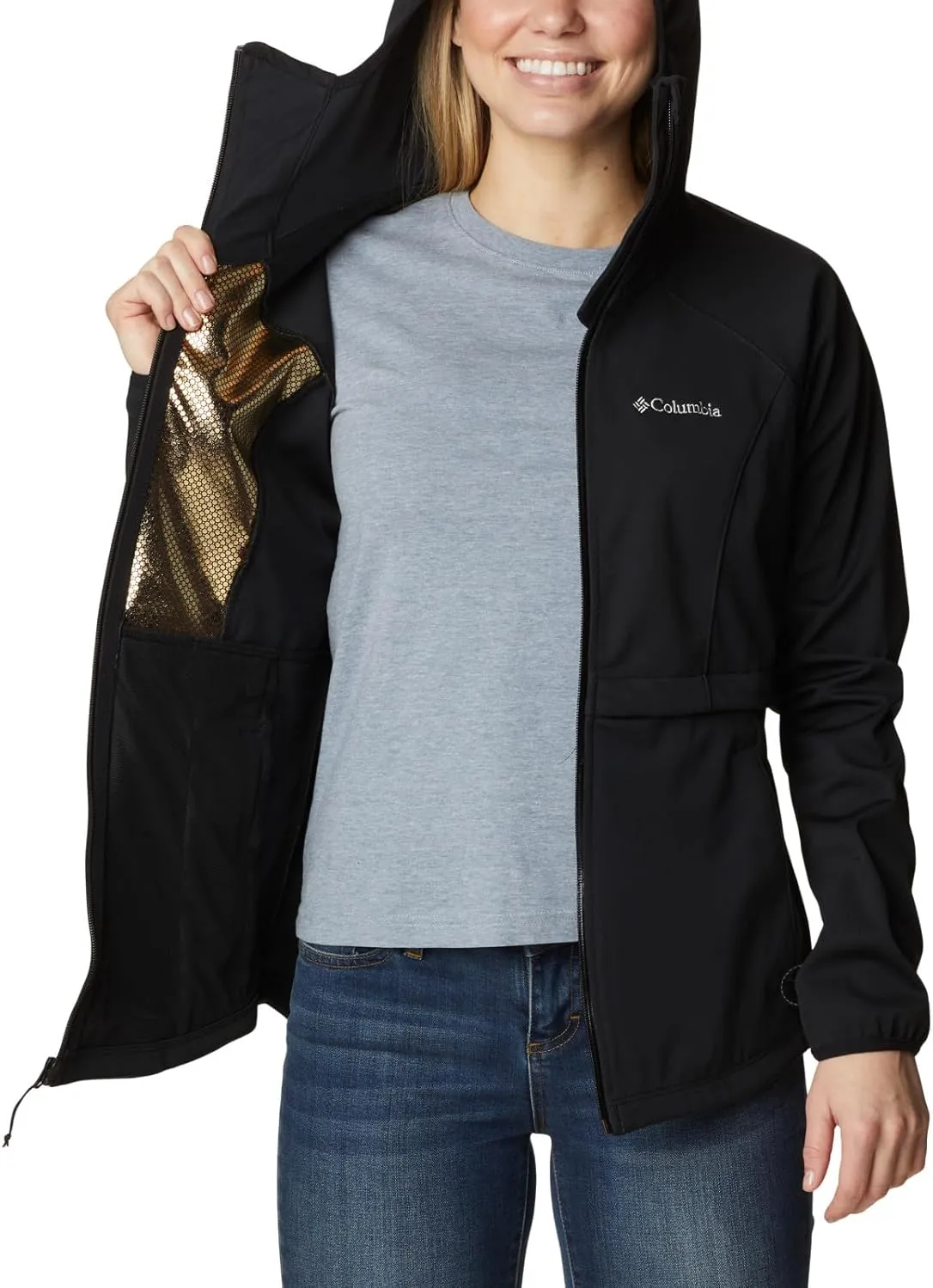 Columbia Women's Canyon Meadows Softshell Jacket