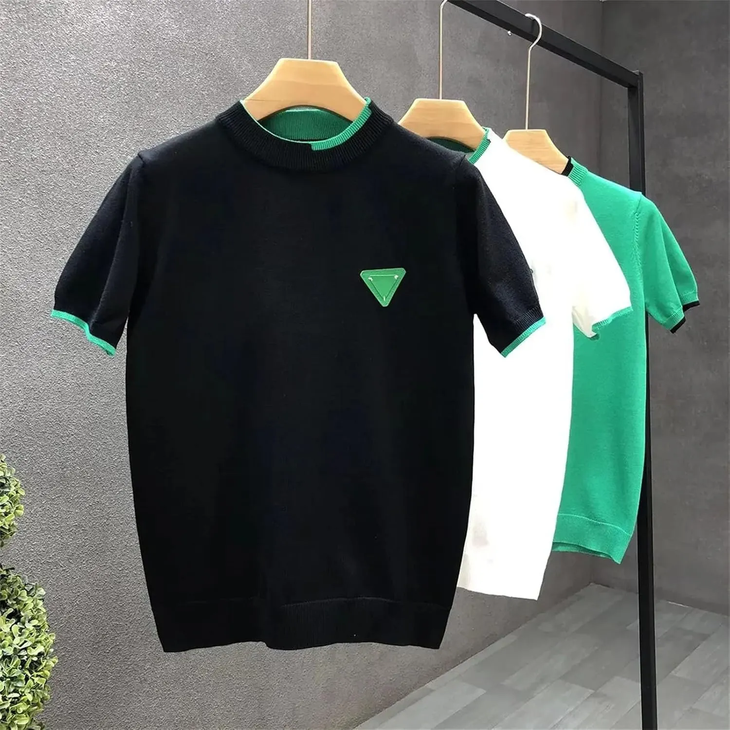 Men's Ice Silk Crew Neck T-Shirt, Slim Fit Half Sleeve Layering Top