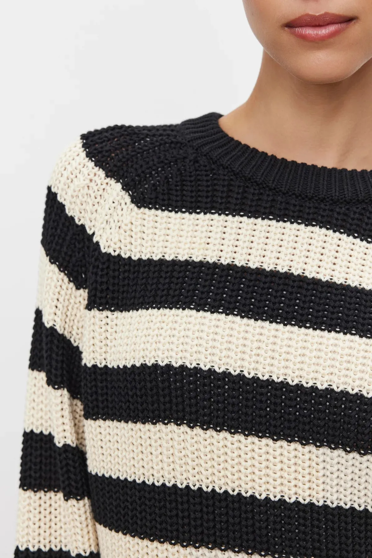 Velvet - Ollie - Chunky Pima Sweater in Black/Ivory